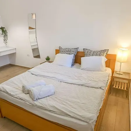 Appartement Charming Unit In Dead Sea à Avnat Extérieur photo