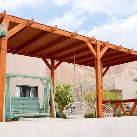 Appartement Charming Unit In Dead Sea à Avnat Extérieur photo