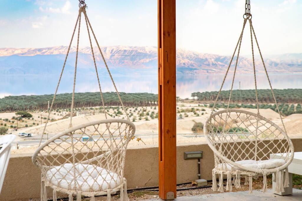 Charming Unit In Dead Sea *