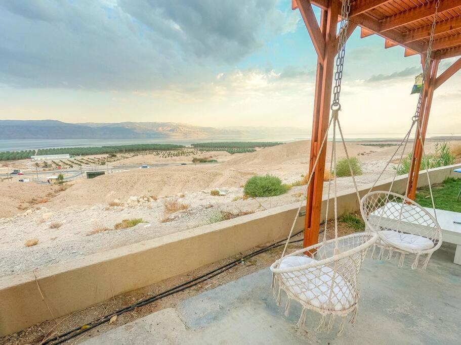 Charming Unit In Dead Sea Avnat